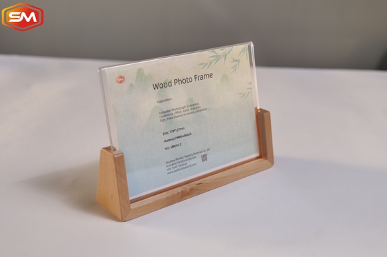 สไตล์ใหม่ใส Acrylic ป้ายถือ กรอบภาพ OEM With Wood Base Stand Diaplay